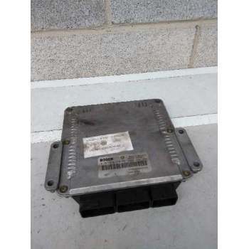 CENTRALITA MOTOR UCE 0281010979 HOM8200039569 8200197966
