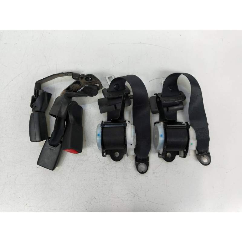 Recambio de juego cinturones trasero para toyota avensis wagon (t25) 2.0 turbodiesel cat referencia OEM IAM   5P R