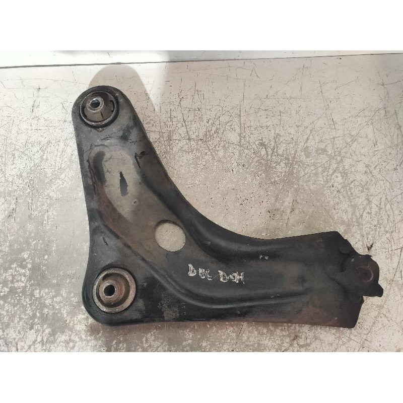 Recambio de brazo suspension inferior delantero derecho para citroen c3 picasso live edition referencia OEM IAM   