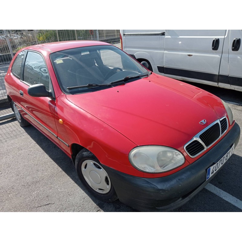 daewoo lanos del año 2002