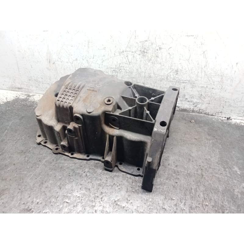 Recambio de carter para mercedes-benz citan monospace (w415) 109 cdi (415.703) referencia OEM IAM 8200318813  