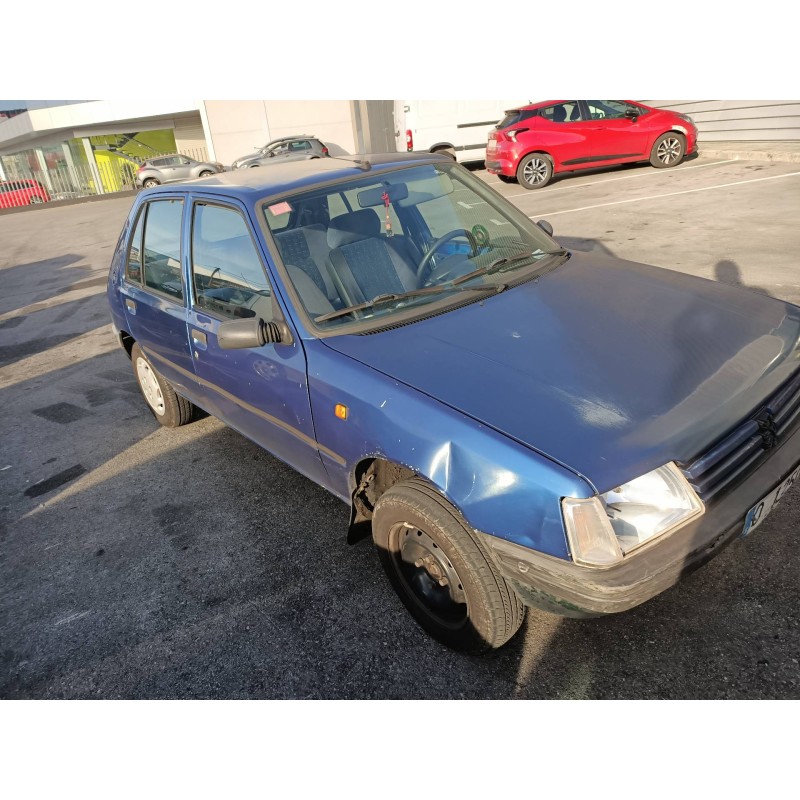 peugeot 205 berlina del año 1997