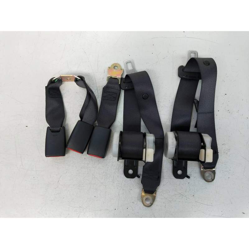 Recambio de juego cinturones trasero para toyota corolla (e12) 1.6 16v referencia OEM IAM   3P