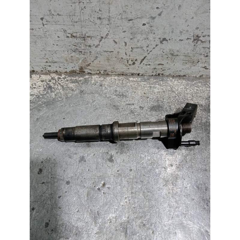 Recambio de inyector para volkswagen crafter combi (2e) referencia OEM IAM 0986435352  BOSCH