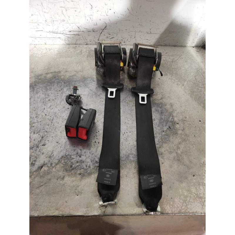 Recambio de juego cinturones trasero para skoda octavia combi (1z5) scout 4x4 referencia OEM IAM  RANCHERA 2004