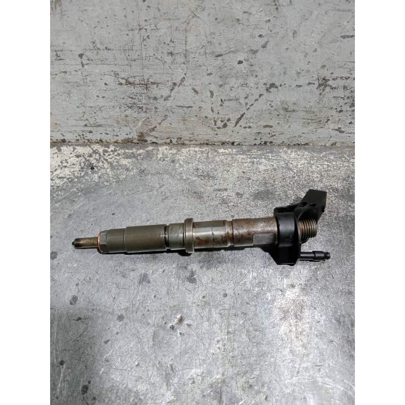 Recambio de inyector para volkswagen crafter combi (2e) referencia OEM IAM 0445115029 076130277 BOSCH