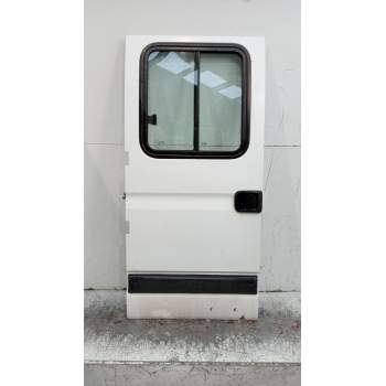PUERTA TRASERA IZQUIERDA 4P 1998