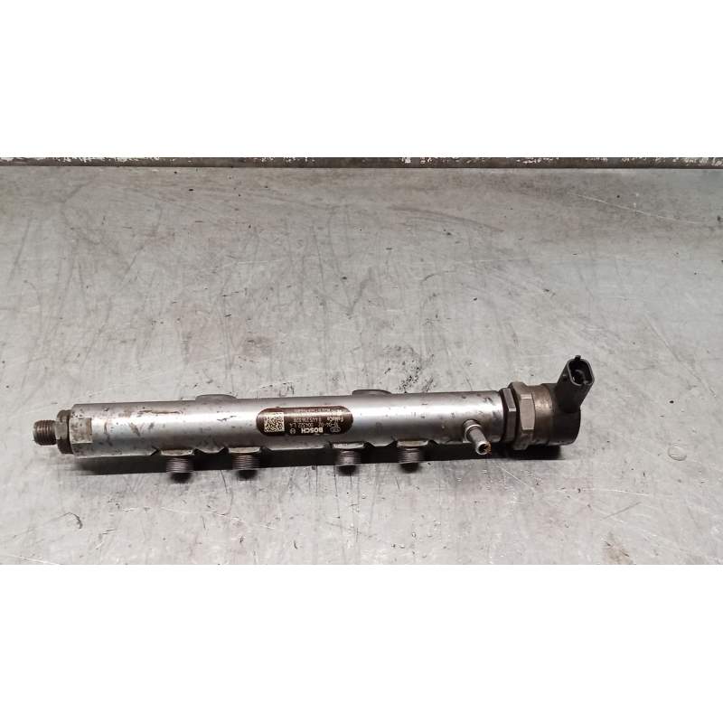 Recambio de rampa inyectora para jaguar xj luxury referencia OEM IAM 0445216028 9X2Q9D280EA 2009