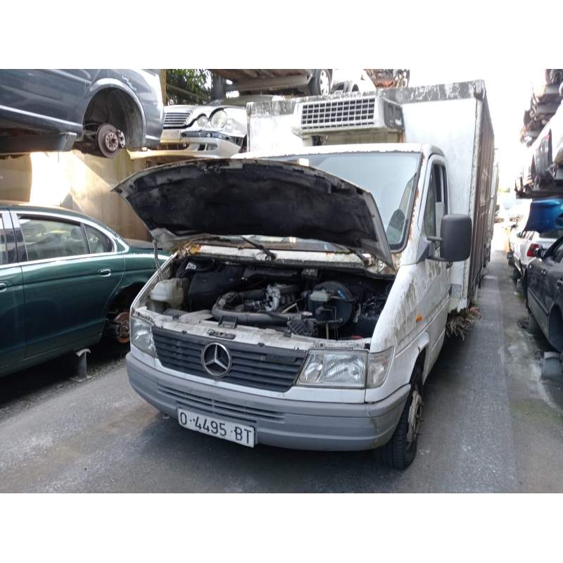 MERCEDES-BENZ SPRINTER (W901,W904) CAJA CERR.