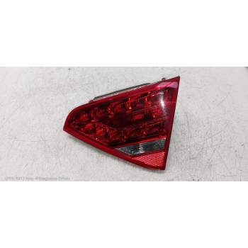 PILOTO TRASERO DERECHO INTERIOR 8T0945094A 