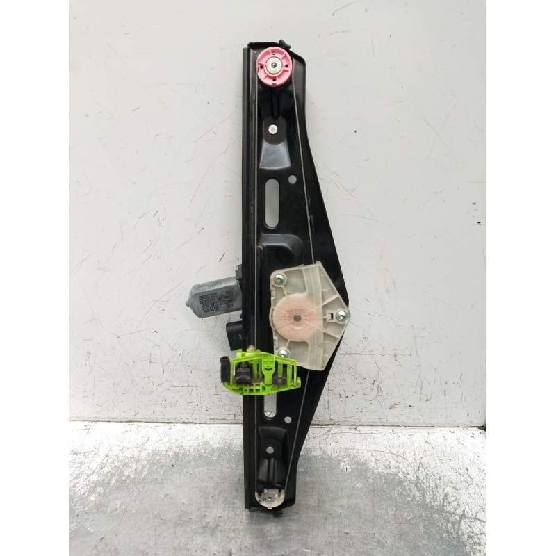 Recambio de elevalunas trasero derecho para bmw x1 (e84) sdrive 18 d referencia OEM IAM 299029807 5P 2009