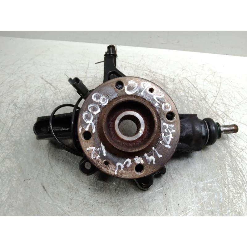 Recambio de mangueta delantera izquierda para peugeot 3008 2.0 16v hdi fap cat (rhe / dw10cted4) referencia OEM IAM   