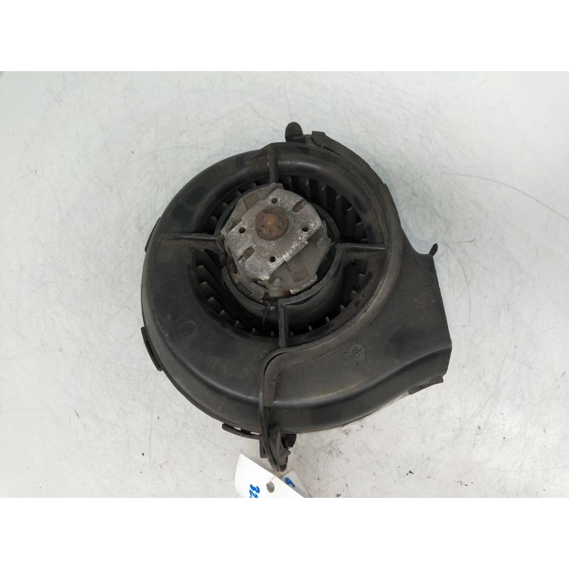 Recambio de motor calefaccion para volkswagen tipo 2 caja cerrada / combi 1.6 turbodiesel (jx) referencia OEM IAM 321819021A 013