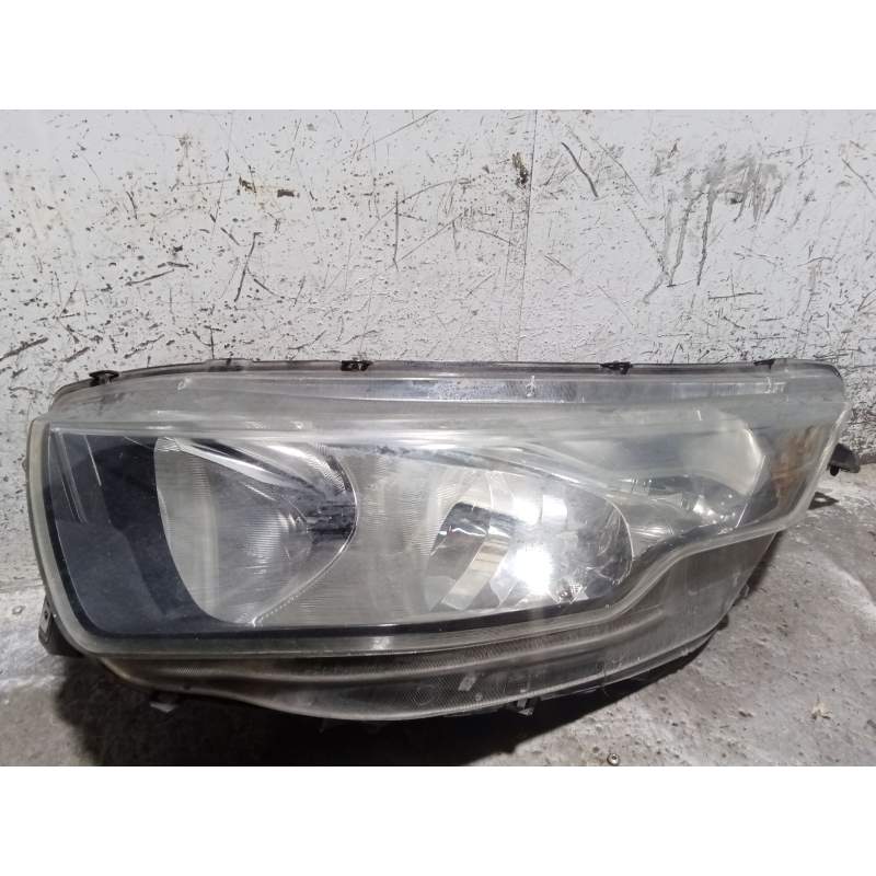 Recambio de faro izquierdo para iveco daily vi furgoneta 33s13, 35s13, 35c13 referencia OEM IAM 5801473750  