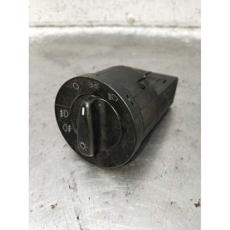 Recambio de mando luces para volkswagen golf iv (1j1) 1.9 tdi referencia OEM IAM   1998