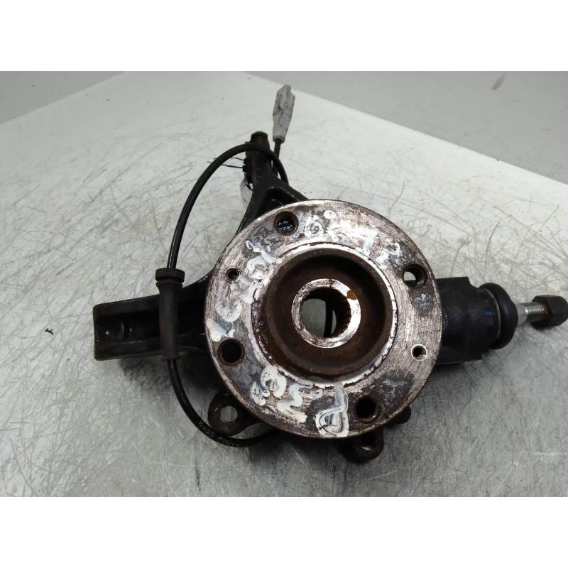 Recambio de mangueta delantera izquierda para peugeot 308 sport referencia OEM IAM  16HDI 2007