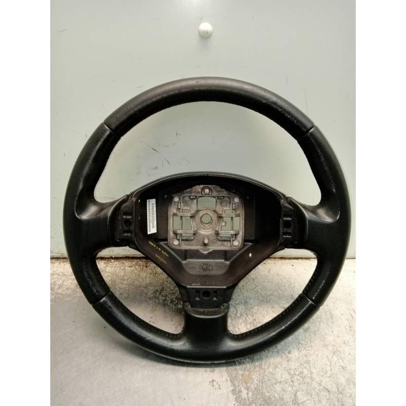 Recambio de volante para peugeot 5008 premium referencia OEM IAM 9051330100111 96866138ZE 2012