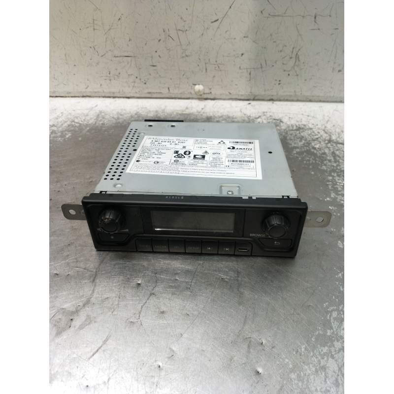 Recambio de sistema audio / radio cd para mercedes-benz sprinter iii furgón fwd referencia OEM IAM A90782003019107 ZGS001Q001 20