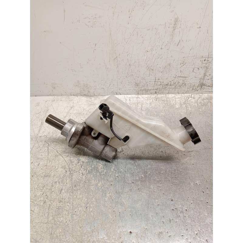 Recambio de bomba freno para kia sportage spirit 2wd referencia OEM IAM   