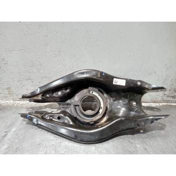 BRAZO SUSPENSION INFERIOR TRASERO DERECHO A2063520100 