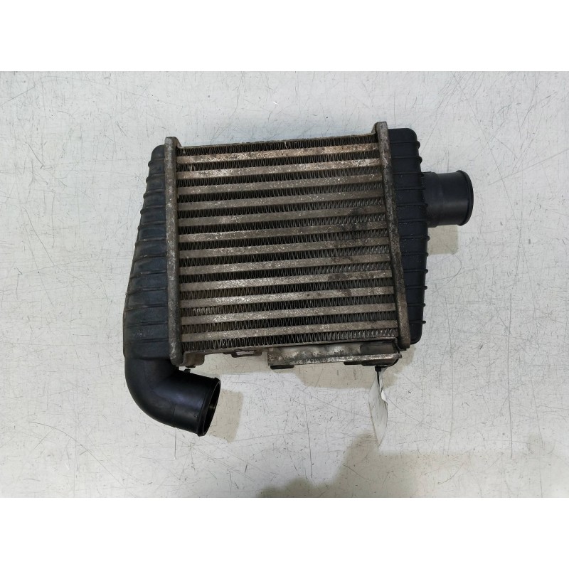 Recambio de intercooler para kia cerato 2.0 turbodiesel cat referencia OEM IAM 2827027010  