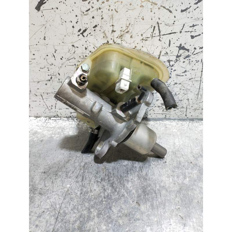 Recambio de bomba freno para audi allroad quattro (4b5) 2.5 tdi (132kw) referencia OEM IAM 4B0611301E 25TDI 2000