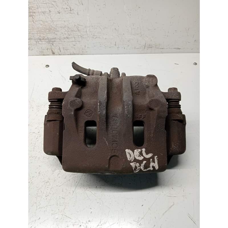 Recambio de pinza freno delantera derecha para ssangyong rodius xdi referencia OEM IAM  27XDI 2005