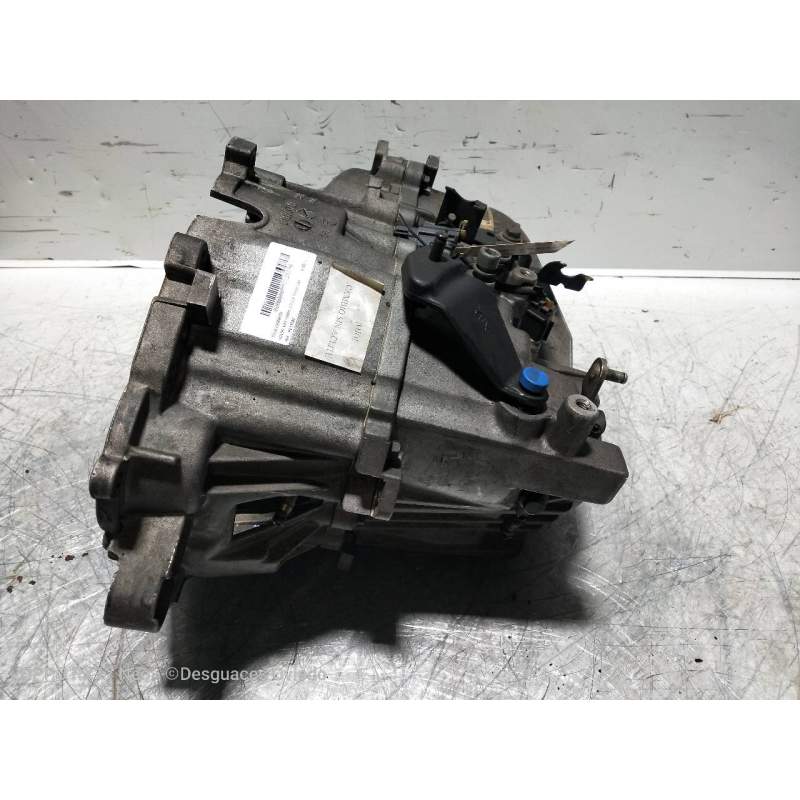 Recambio de caja cambios para volvo v40 familiar 2.0 turbo cat referencia OEM IAM P613582 M56HB T104094
