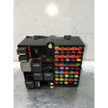 CAJA RELES / FUSIBLES 6S6T14401HCD EE01E11730507000 2005