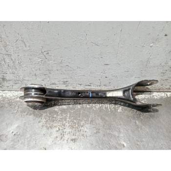 BRAZO SUSPENSION SUPERIOR TRASERO DERECHO A2061000 