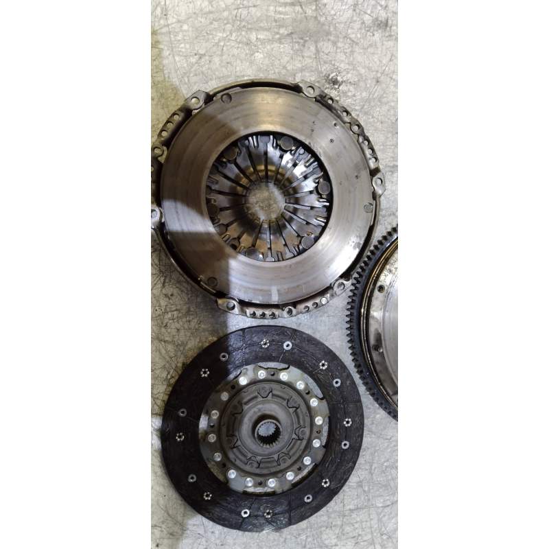 Recambio de kit embrague para ford mondeo ber. (ca2) ambiente referencia OEM IAM  18TDCI 2007