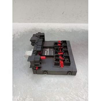 CAJA RELES / FUSIBLES 3C0937049S 