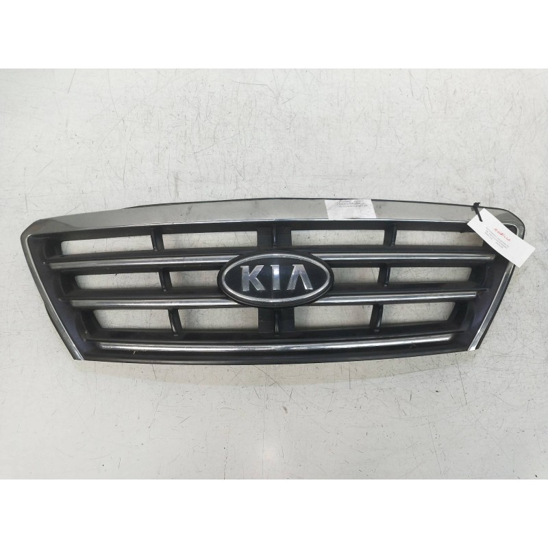 Recambio de rejilla delantera para kia sorento 2.5 crdi referencia OEM IAM   