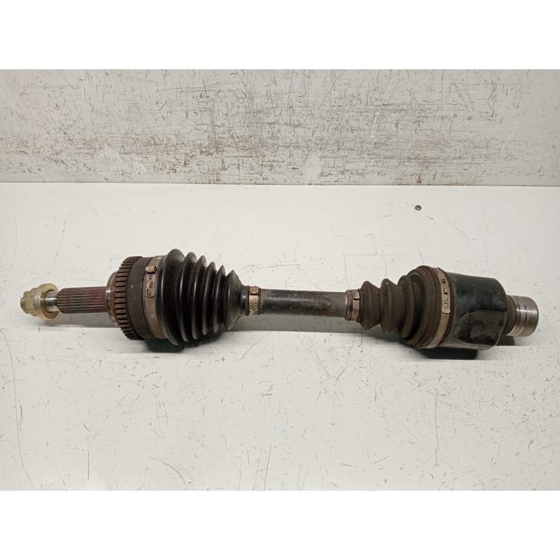 Recambio de transmision delantera derecha para ssangyong rodius xdi referencia OEM IAM  27XDI 2005