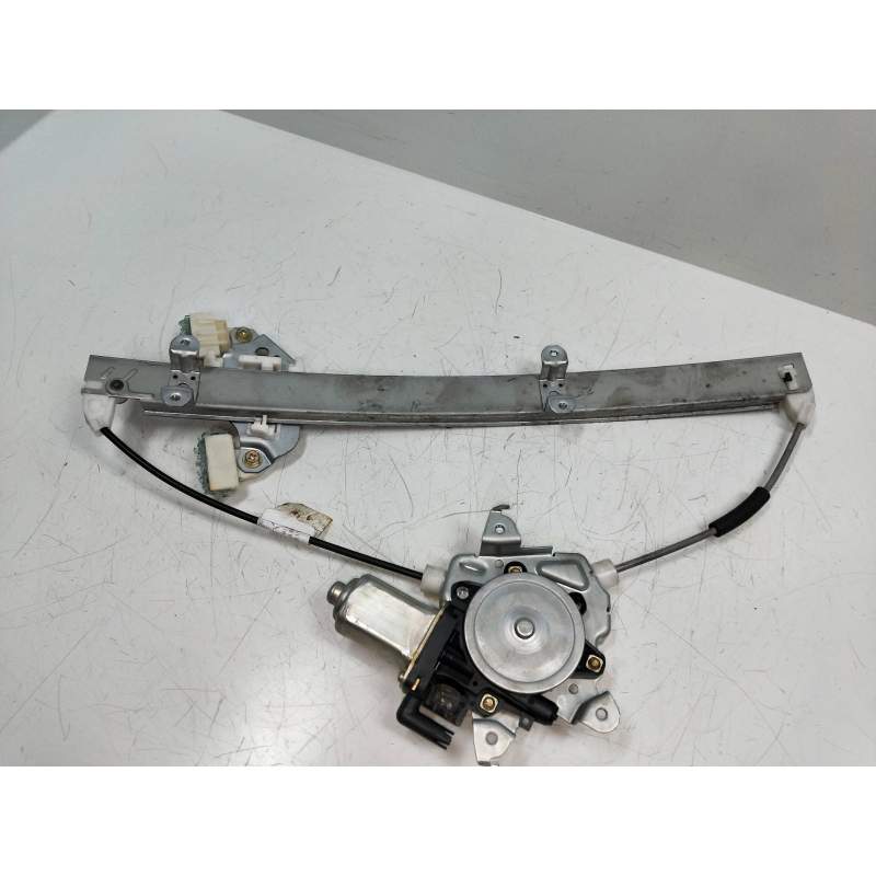 Recambio de elevalunas delantero derecho para nissan almera (n16/e) comfort referencia OEM IAM 8073089906 4P 2000