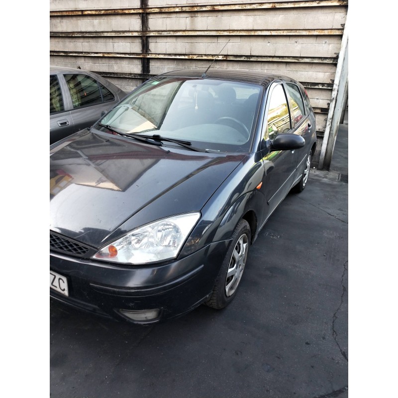 ford focus berlina (cak) del año 2004