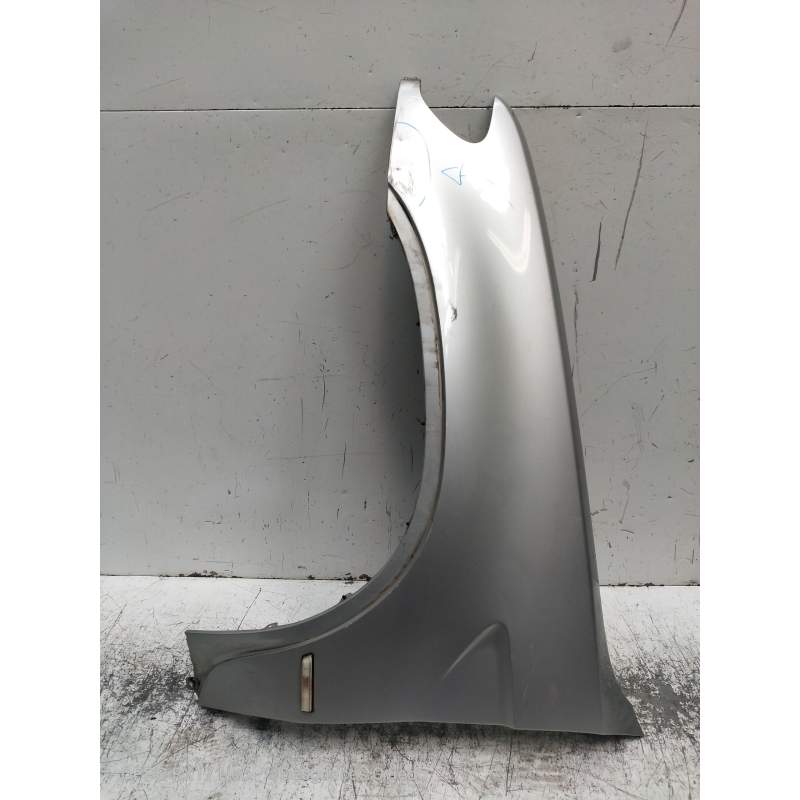 Recambio de aleta delantera izquierda para bmw x5 (e53) 3.0d referencia OEM IAM   