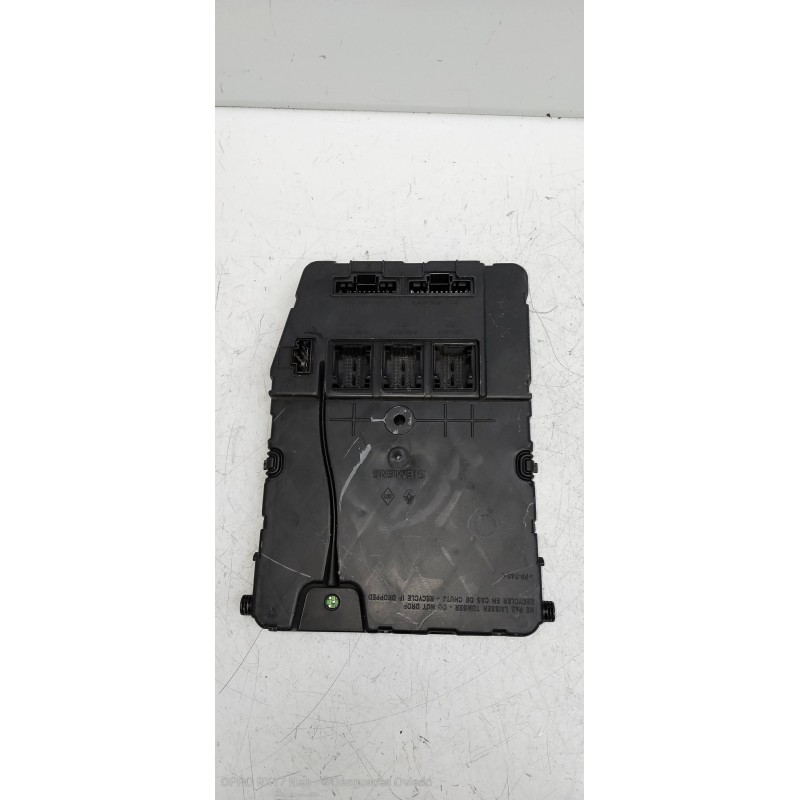 Recambio de caja reles / fusibles para renault scenic ii authentique referencia OEM IAM 8200412548 S118400150F 