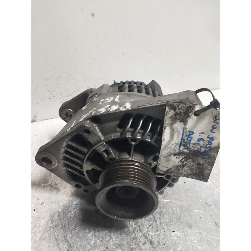 Recambio de alternador para volkswagen passat variant (3b5) comfortline referencia OEM IAM  16G 1997