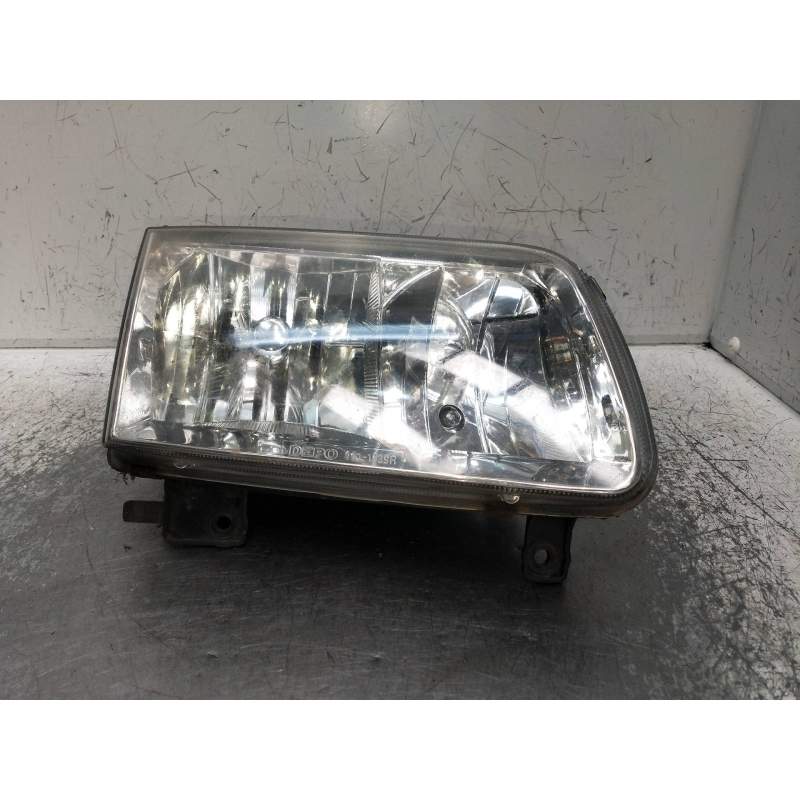 Recambio de faro derecho para volkswagen polo (6n2) 1.0 referencia OEM IAM 084411139R  