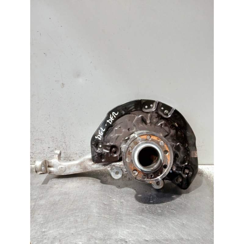Recambio de mangueta delantera derecha para mercedes-benz clase c (w206) c 220 d referencia OEM IAM R2060200  