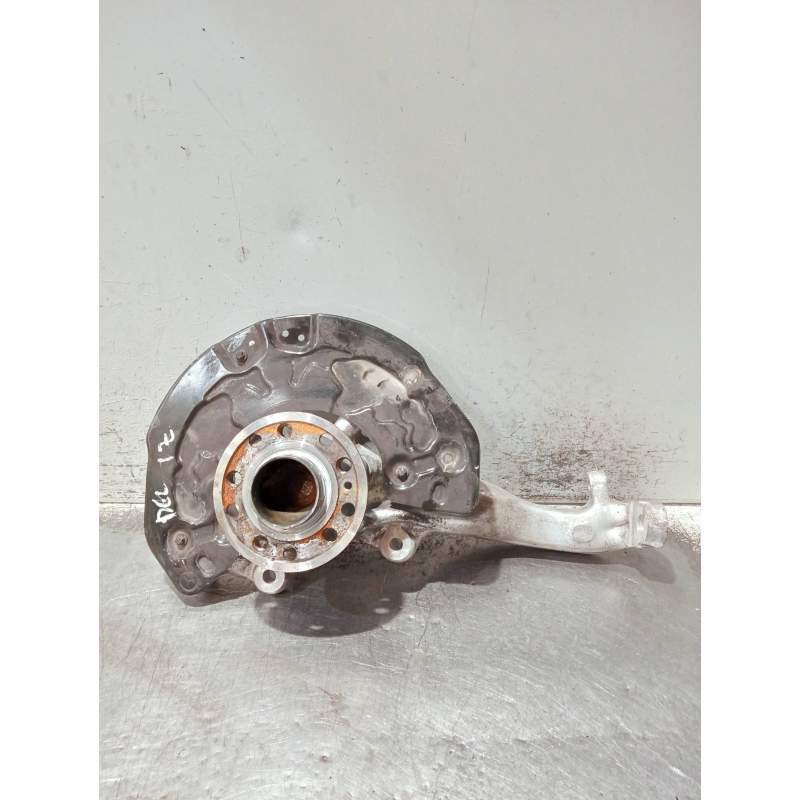 Recambio de mangueta delantera izquierda para mercedes-benz clase c (w206) c 220 d referencia OEM IAM R2060100  