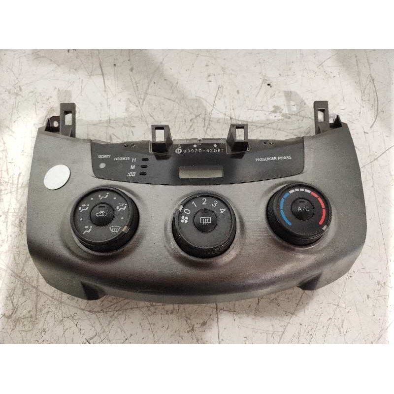 Recambio de mando calefaccion / aire acondicionado para toyota rav 4 (a3) active referencia OEM IAM 8392042061  