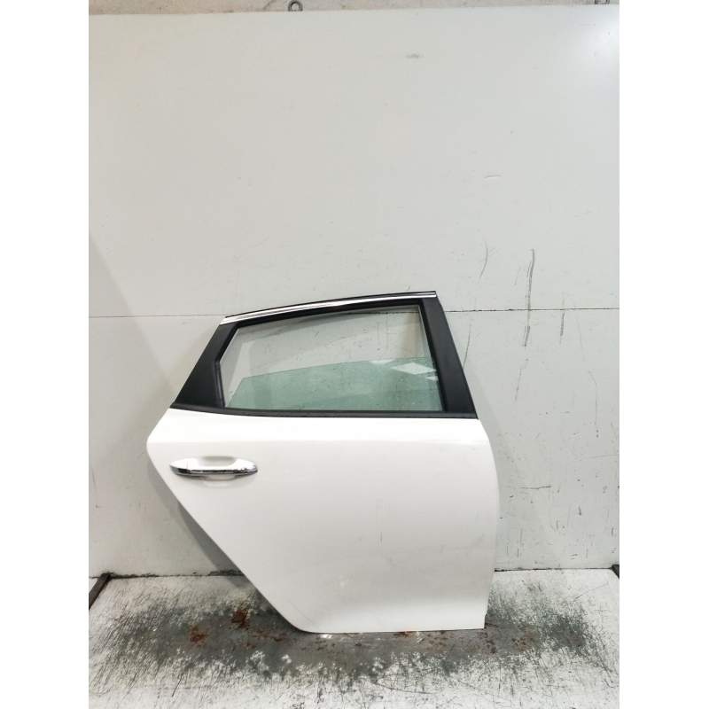 Recambio de puerta trasera derecha para kia optima (jf) 1.7 crdi referencia OEM IAM  4P 2015