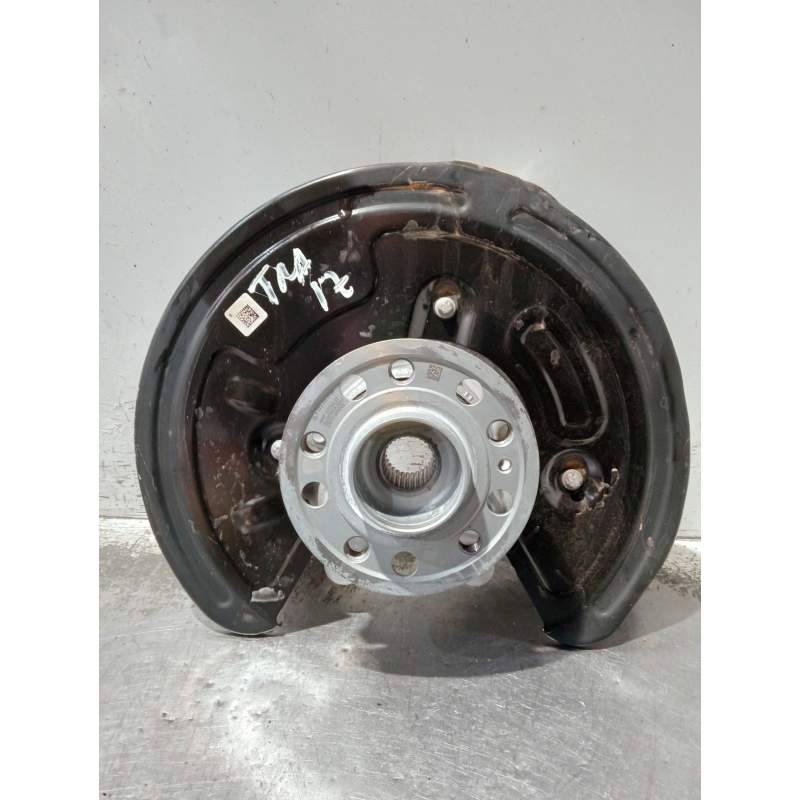Recambio de mangueta trasera izquierda para mercedes-benz clase c (w206) c 220 d referencia OEM IAM A2063570100  