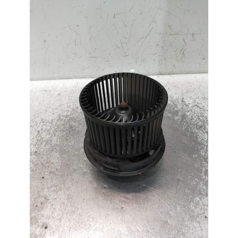 Recambio de motor calefaccion para peugeot 207 1.4 hdi referencia OEM IAM N102097A  2009