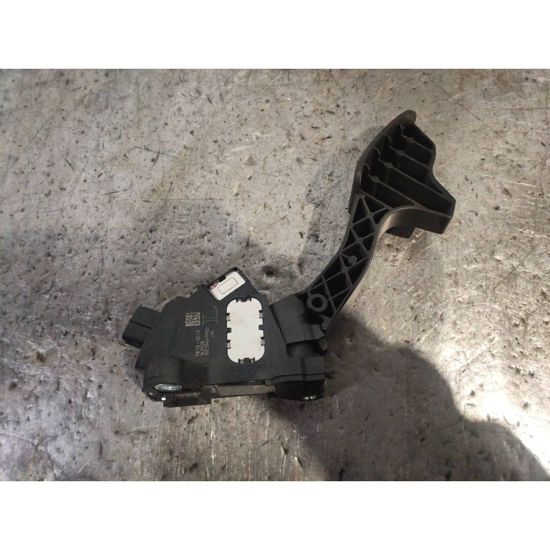 Recambio de potenciometro pedal para toyota yaris hsd active referencia OEM IAM 781100D110  