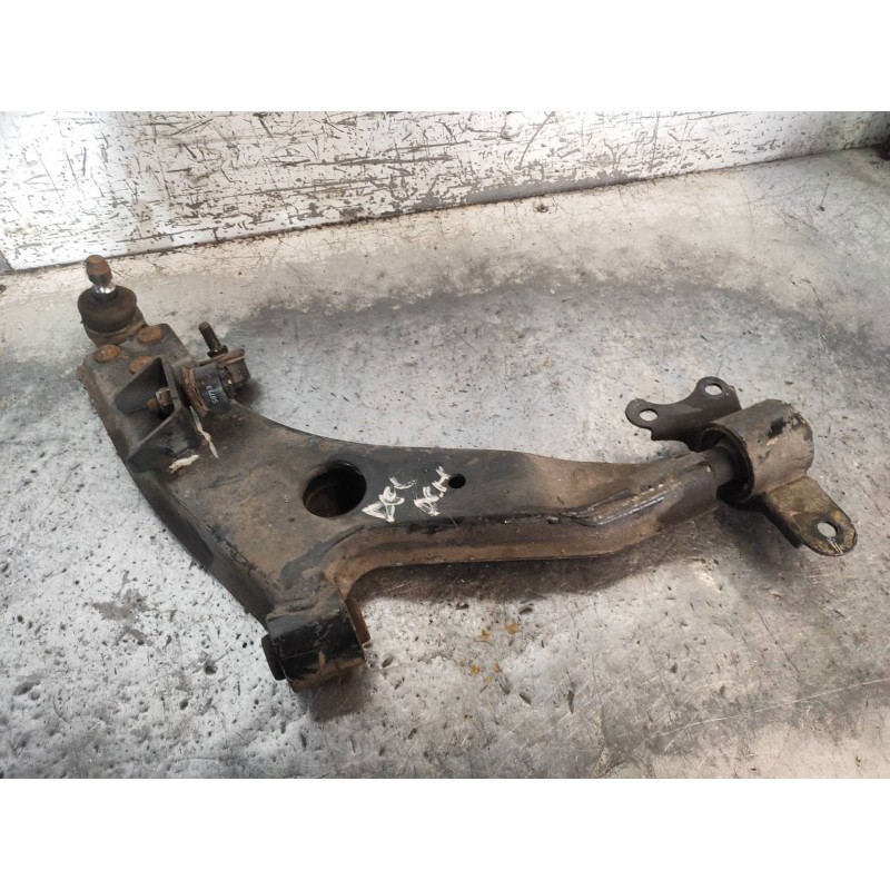 Recambio de brazo suspension inferior delantero derecho para chevrolet evanda cdx referencia OEM IAM   