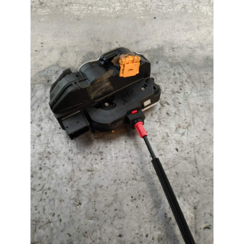 Recambio de motor cierre centralizado trasero izquierdo para opel zafira tourer excellence referencia OEM IAM  5P 2012