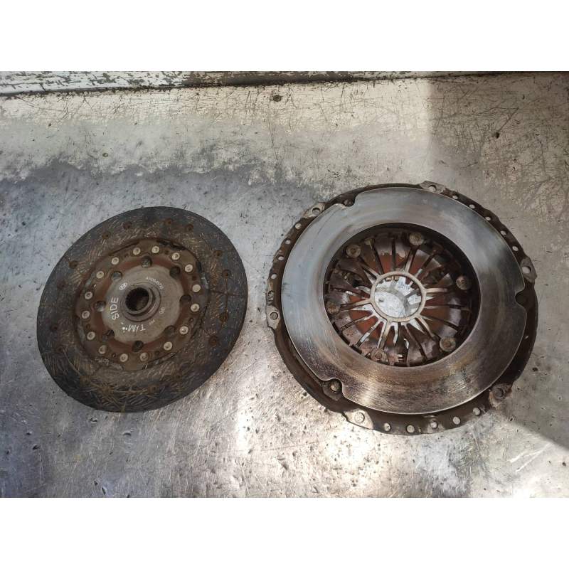 Recambio de kit embrague para kia sportage ex referencia OEM IAM   